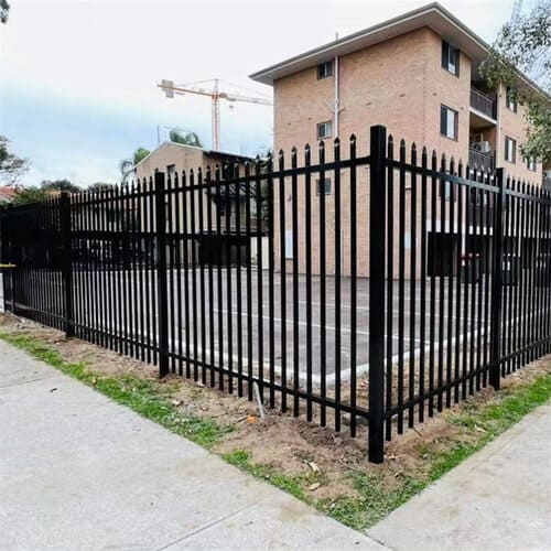 steel fence / garrison fence