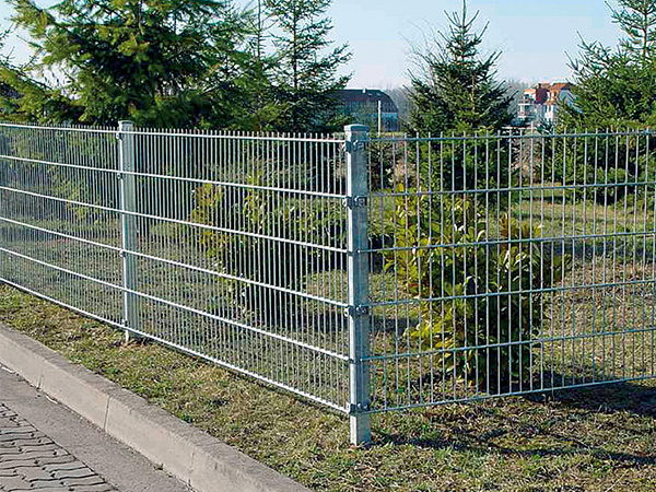 double-fence-application2.jpg