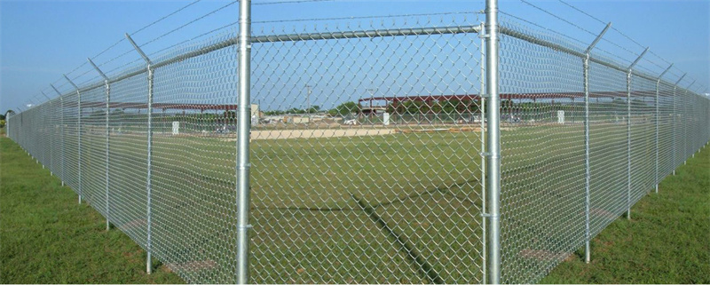 chain link fence02.jpg